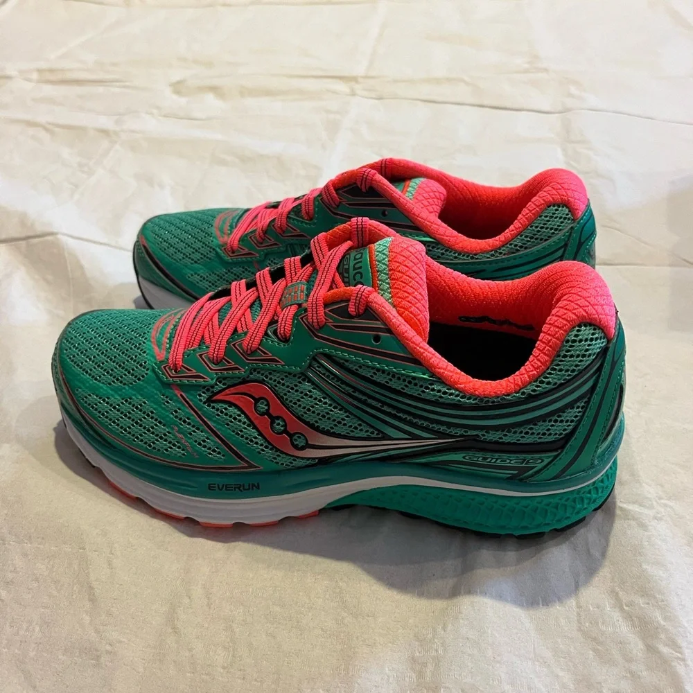 Saucony Women’s Guide 9 Green and Pink - Picture 3 of 9